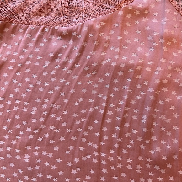 VICI - Orion Star Embossed Lace Cami Tank - Picture 4 of 4